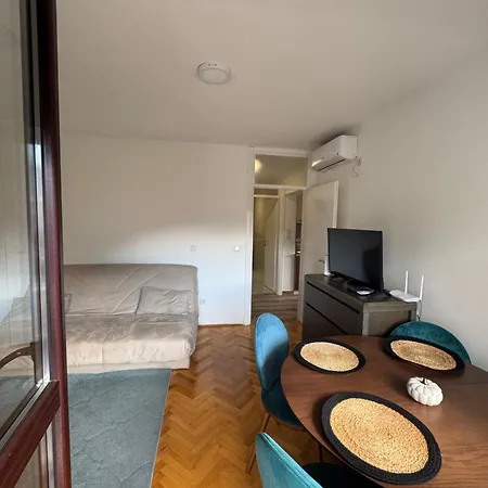 Stan Na Dan Brena Apartament